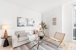 Photo #5: 424072588 Listing 