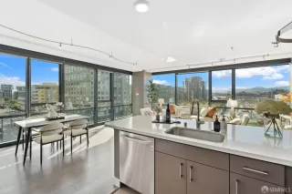 Photo #6: 424073986 Listing