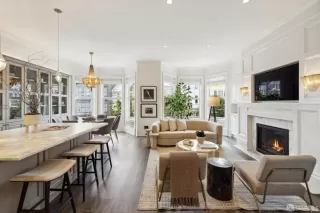 Photo #2: 424074016 Listing