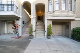 Photo #3: 424074721 Listing