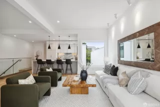 Photo #3: 424074990 Listing 