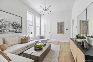 Photo #1: 424075002 Listing 