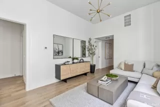 Photo #3: 424075002 Listing 