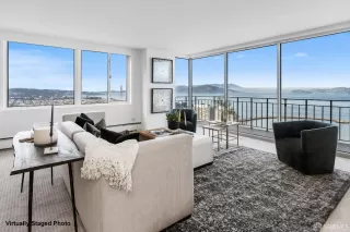 Photo #2: 424075176 Listing