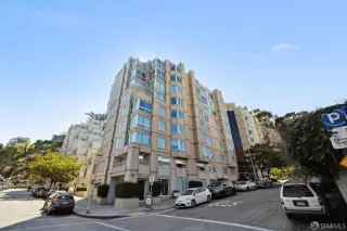 Photo #4: 424075309 Listing