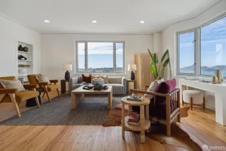 Photo #5: 424075836 Listing