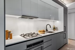 Photo #5: 424076901 Listing 