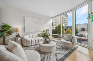 Photo #6: 424078060 Listing 