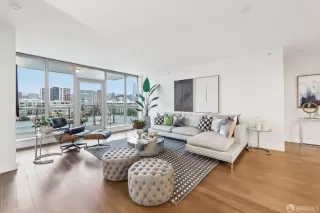 Photo #1: 424078160 Listing 