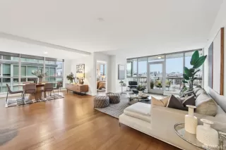 Photo #4: 424078160 Listing 