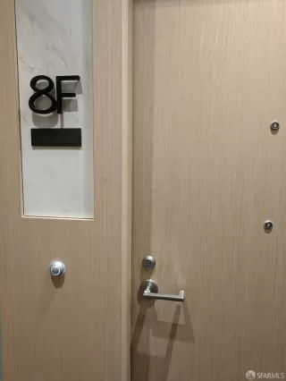 Photo #1: 424078203 Listing 