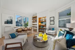 Photo #1: 424078210 Listing