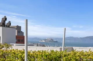 Photo #6: 424079479 Listing