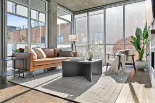 Photo #4: 424079581 Listing