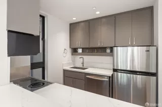 Photo #1: 424079628 Listing 