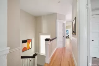 Photo #3: 424080371 Listing