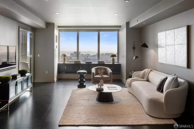 MLS: 424080461 Condo For Sale