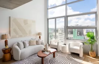 Photo #5: 424081078 Listing 