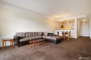 Photo #5: 424081156 Listing 