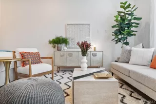 Photo #4: 424082309 Listing 