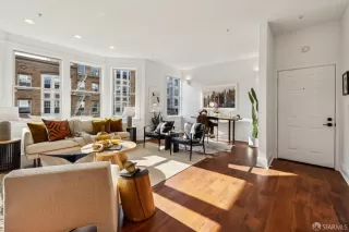 Photo #2: 424082460 Listing