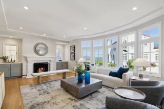 Photo #4: 424082780 Listing 