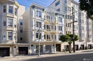 Photo #1: 424083107 Listing