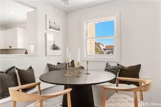 Photo #6: 424083398 Listing 