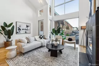 Photo #3: 424083953 Listing 