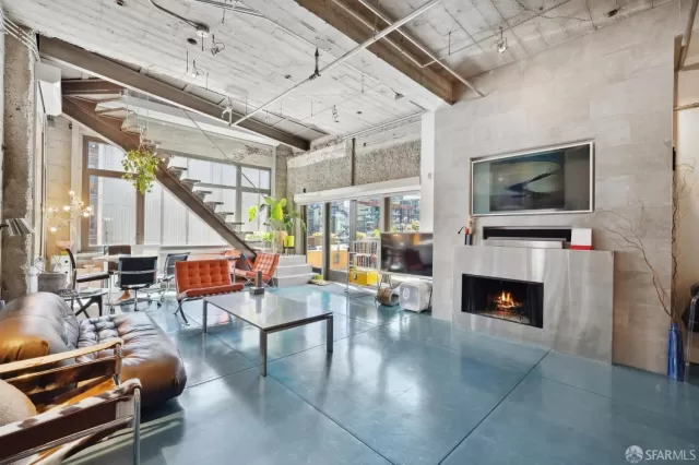 MLS: 424083970 Condo For Sale