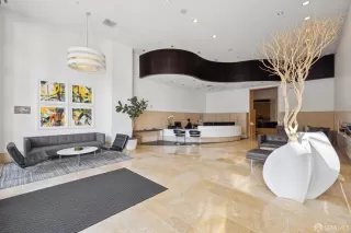 Photo #3: 424084295 Listing