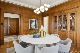 Photo #3: 424084345 Listing