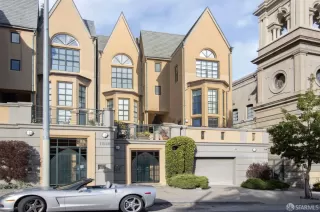 More Details about MLS # 424103795 : 1826 EDDY STREET #101