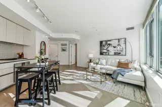 Photo #3: 425000386 Listing 