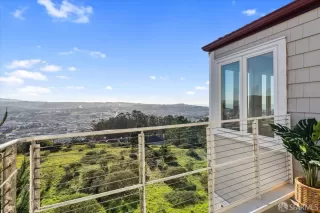 Photo #6: 425001627 Listing