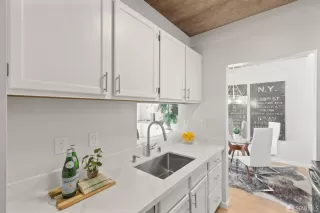 Photo #3: 425001757 Listing