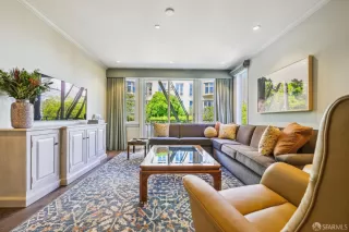 Photo #6: 425001916 Listing