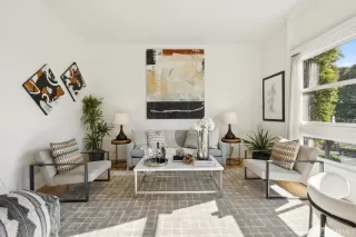 Photo #5: 425002105 Listing 