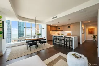 Photo #3: 425002467 Listing 