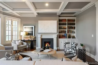 Photo #2: 425002750 Listing