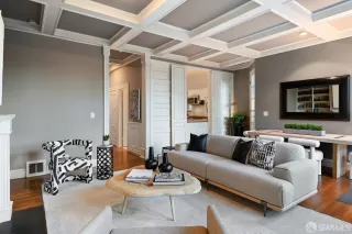 Photo #6: 425002750 Listing