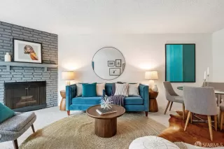 Photo #3: 425002958 Listing