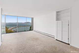 Photo #6: 425003351 Listing