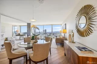 Photo #3: 425003360 Listing