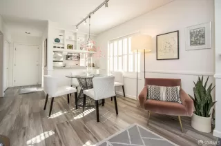 Photo #6: 425003499 Listing