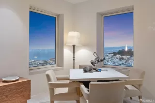 Photo #6: 425003539 Listing