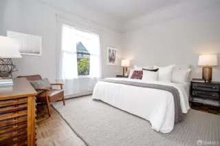 Photo #4: 425003569 Listing