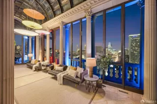 Photo #4: 425003802 Listing 