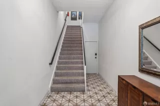 Photo #3: 425003803 Listing 