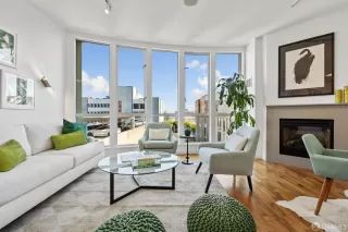 Photo #3: 425003981 Listing